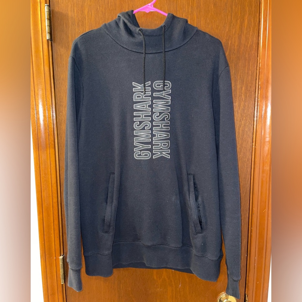 GYMSHARK men’s black hoodie!